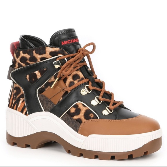 New Michael Kors Boots Animal Print 6m 